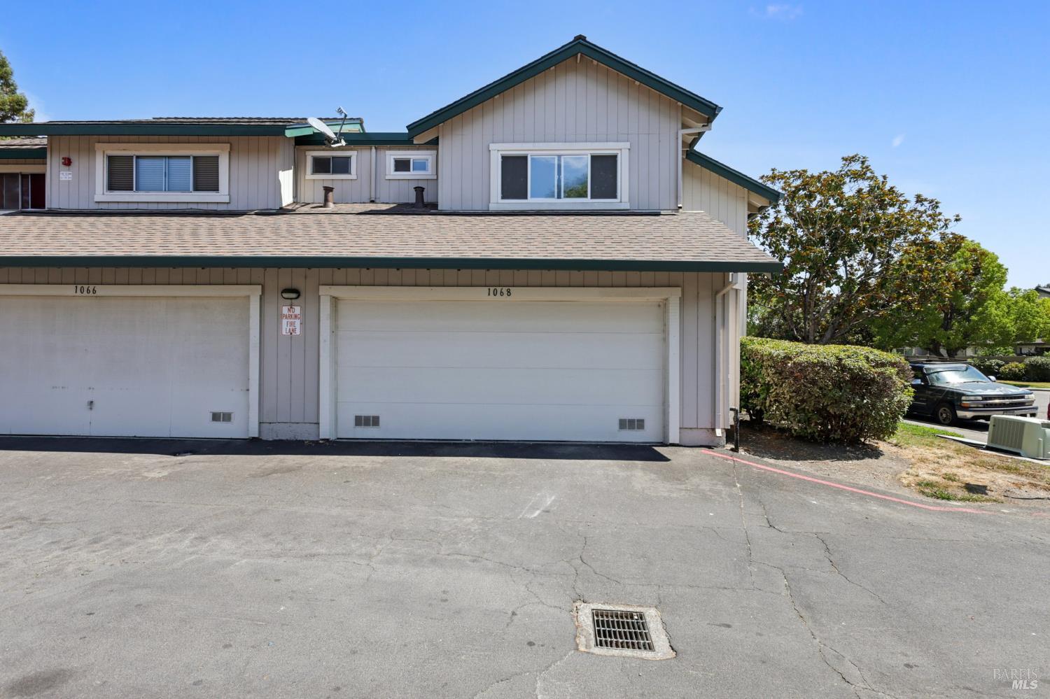 Detail Gallery Image 27 of 31 For 1068 Civic Center Dr, Rohnert Park,  CA 94928 - 2 Beds | 1/1 Baths