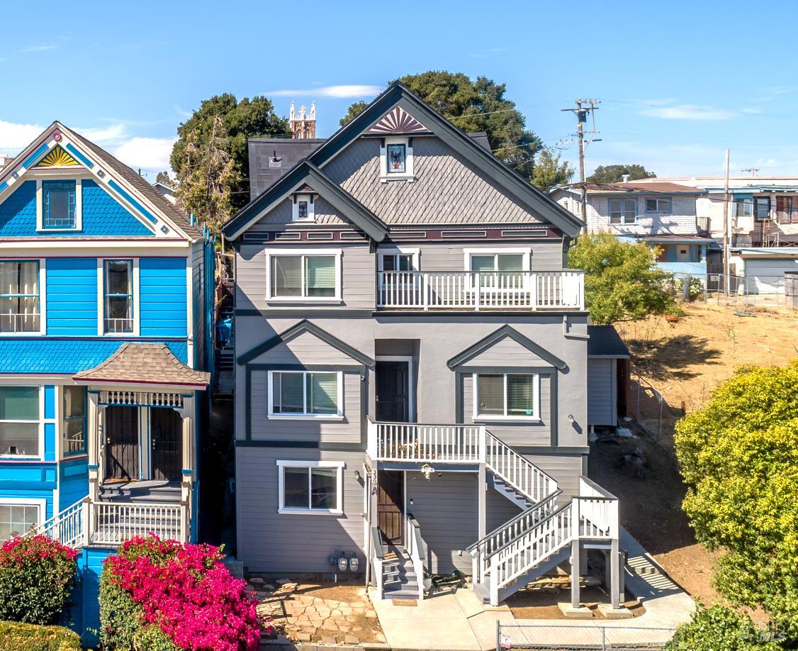 Detail Gallery Image 2 of 30 For 330 Capitol St, Vallejo,  CA 94590 - 8 Beds | 6 Baths