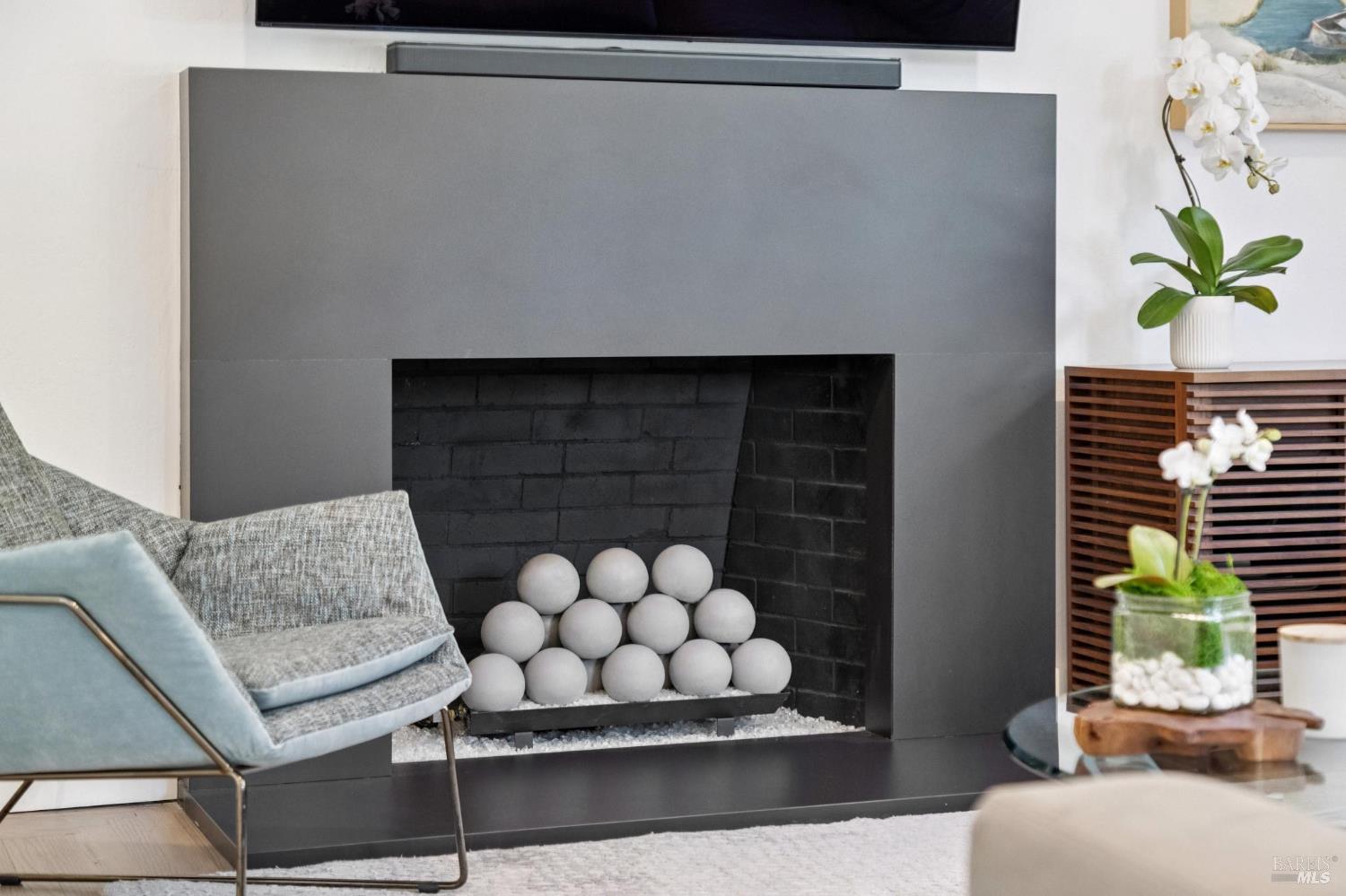Detail Gallery Image 12 of 55 For 357 Mountain View Ave, San Rafael,  CA 94901 - 4 Beds | 2 Baths