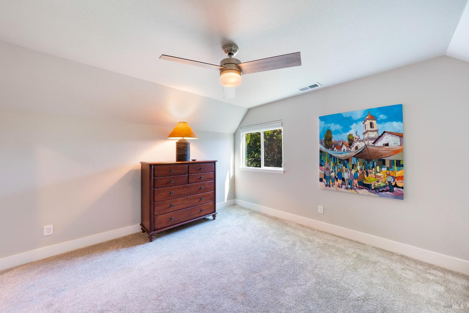 Detail Gallery Image 19 of 32 For 1929 Eleanor Dr, Santa Rosa,  CA 95404 - 3 Beds | 2/1 Baths