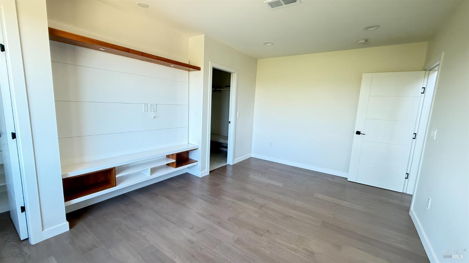 Detail Gallery Image 13 of 23 For 221 El Toyonal St, Orinda,  CA 94563 - 4 Beds | 3 Baths