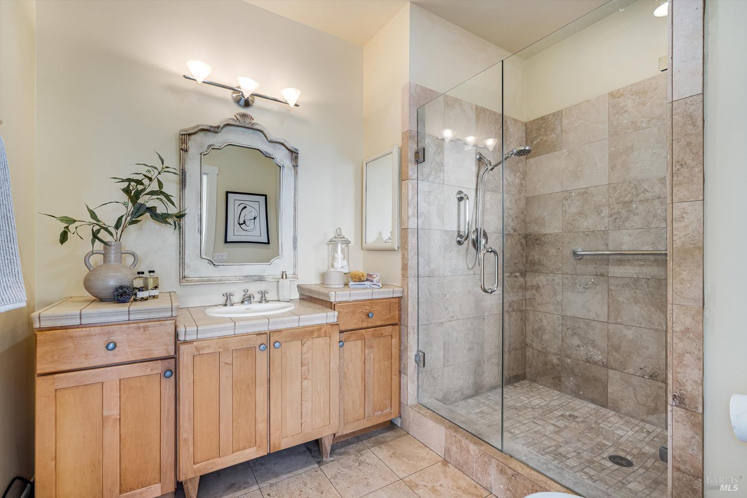 Detail Gallery Image 22 of 60 For 18782 Deer Park Dr, Sonoma,  CA 95476 - 3 Beds | 2/1 Baths