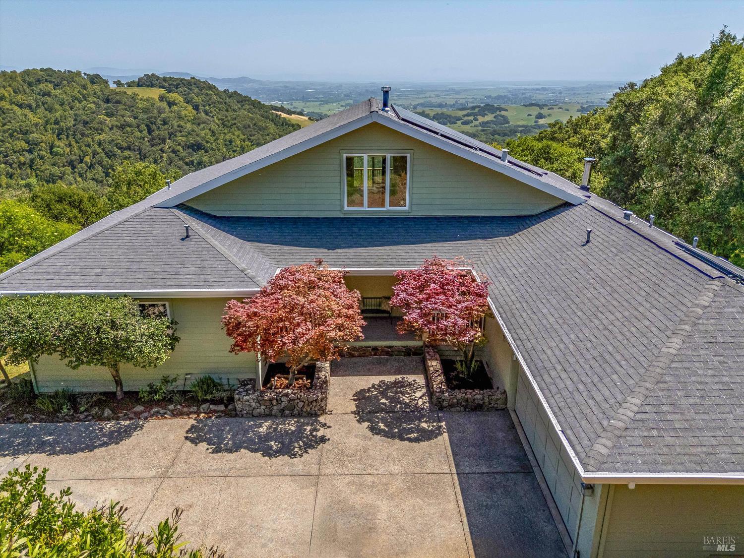 Detail Gallery Image 6 of 60 For 18782 Deer Park Dr, Sonoma,  CA 95476 - 3 Beds | 2/1 Baths