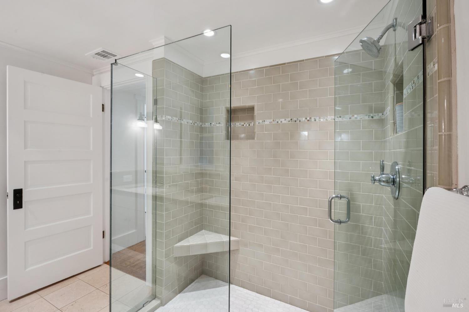 Detail Gallery Image 50 of 73 For 74 Redwood Rd, San Anselmo,  CA 94960 - 4 Beds | 3 Baths