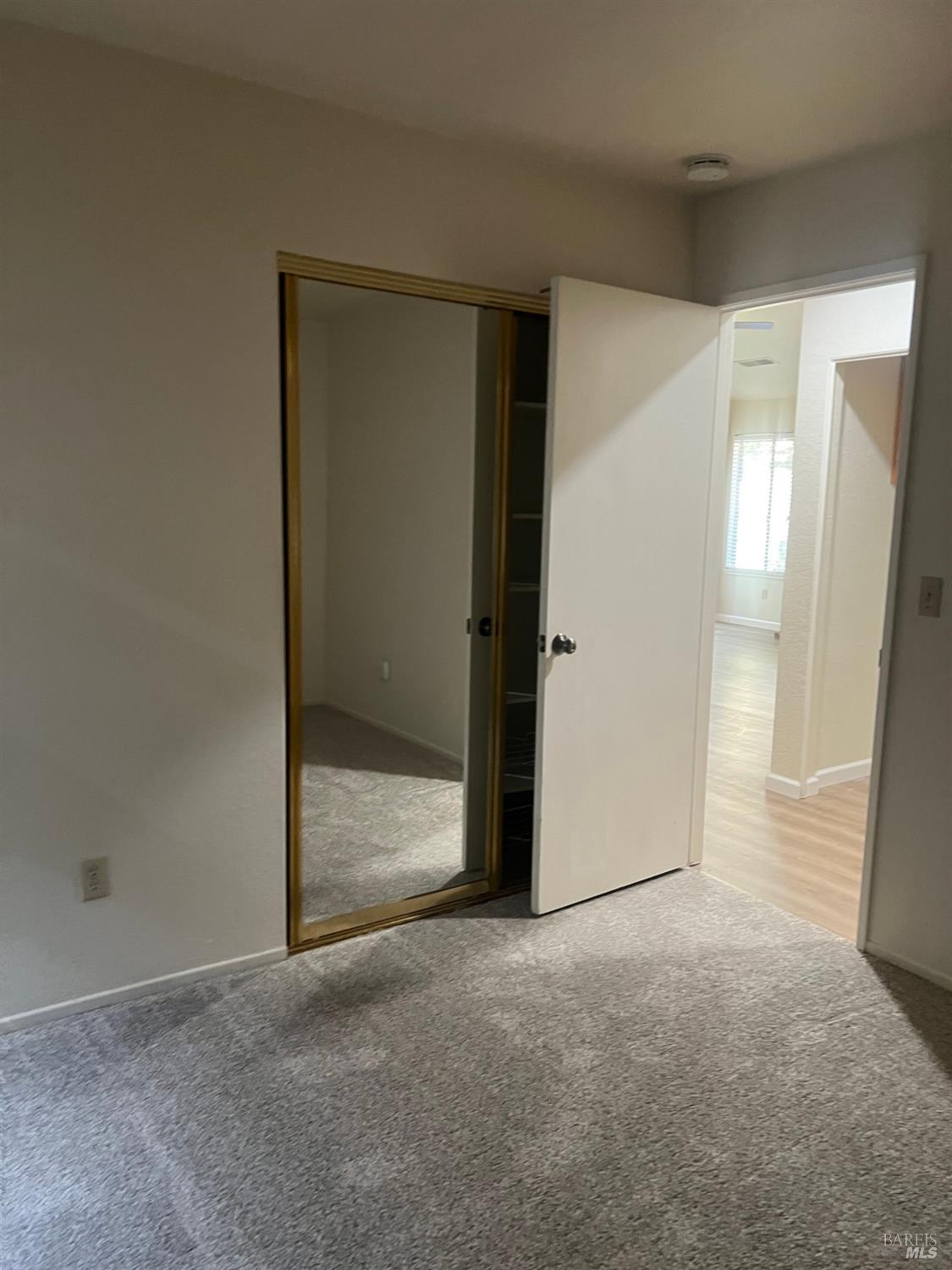 Detail Gallery Image 33 of 52 For 406 Stoneybrook Ln, Vacaville,  CA 95687 - 3 Beds | 2 Baths
