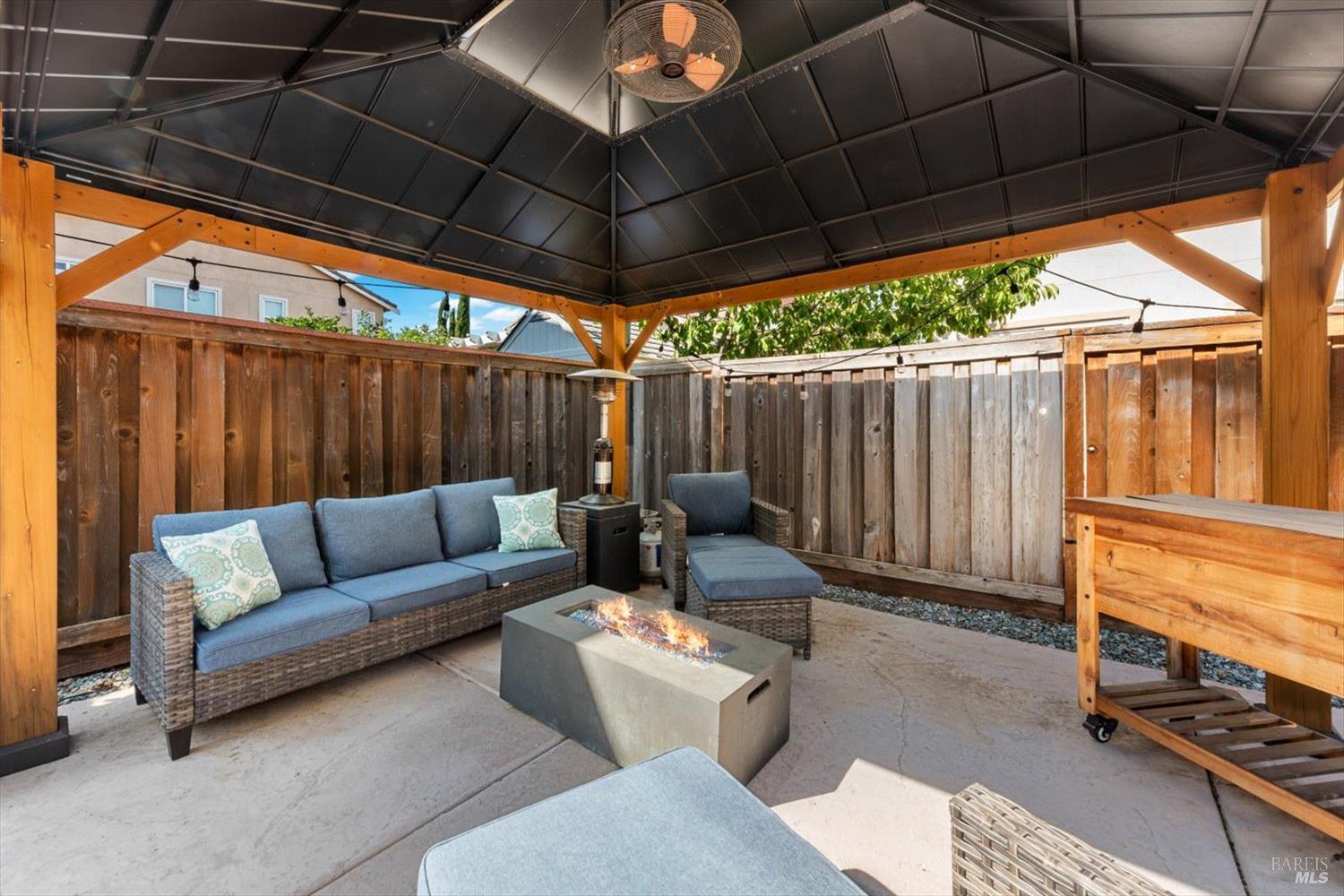 Detail Gallery Image 58 of 67 For 424 Cache Ct, Vacaville,  CA 95688 - 4 Beds | 3 Baths