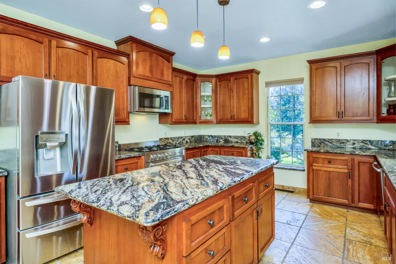 Detail Gallery Image 12 of 52 For 3125 Ranch Ct, Lakeport,  CA 95453 - 3 Beds | 2/1 Baths