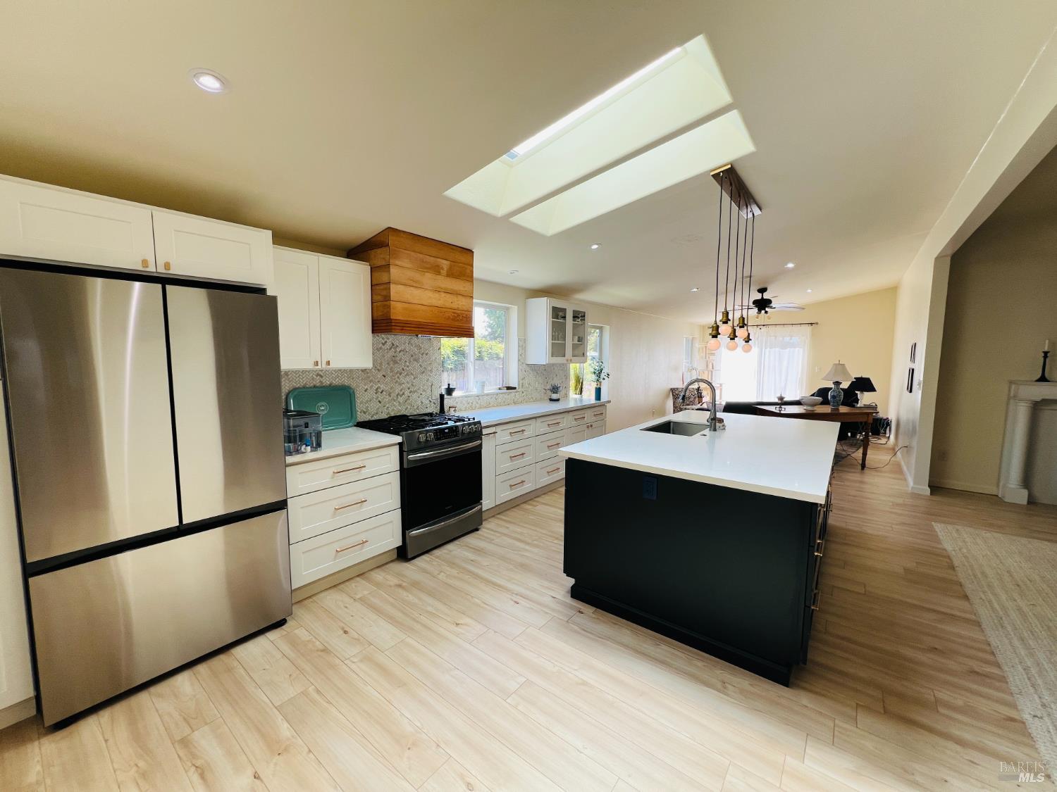 Detail Gallery Image 21 of 57 For 94 Leisure Park Cir, Santa Rosa,  CA 95401 - 3 Beds | 2 Baths