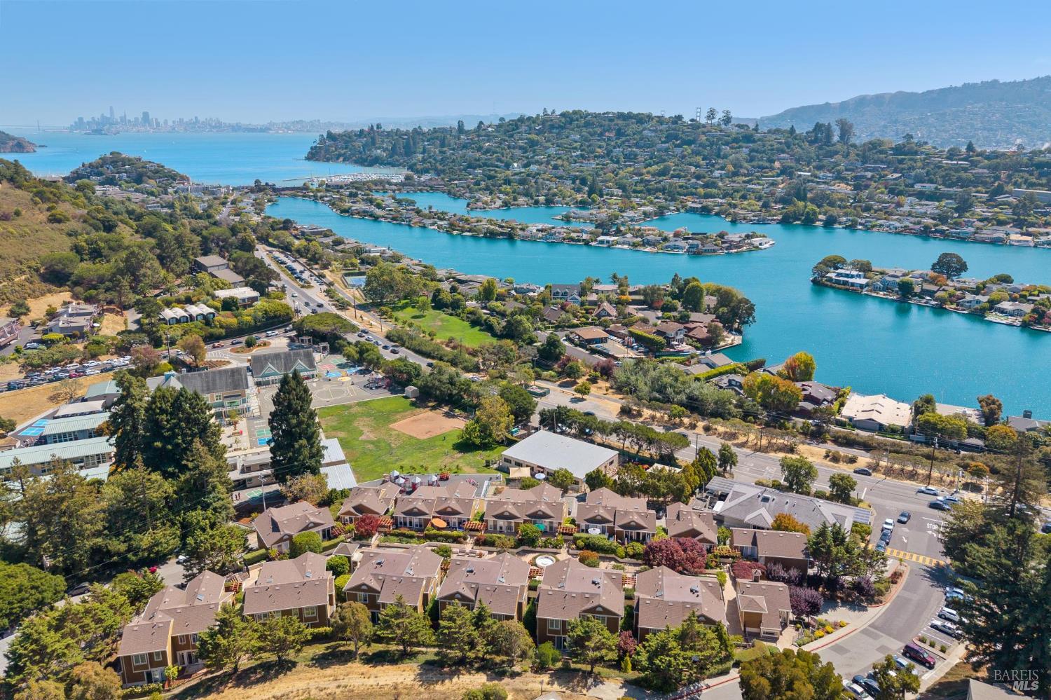 Detail Gallery Image 56 of 69 For 82 Neds Way, Tiburon,  CA 94920 - 3 Beds | 3 Baths