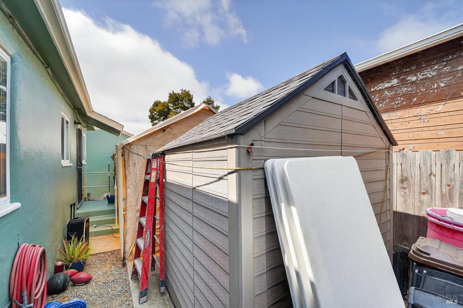Detail Gallery Image 18 of 25 For 569 18th St, Richmond,  CA 94801 - – Beds | – Baths