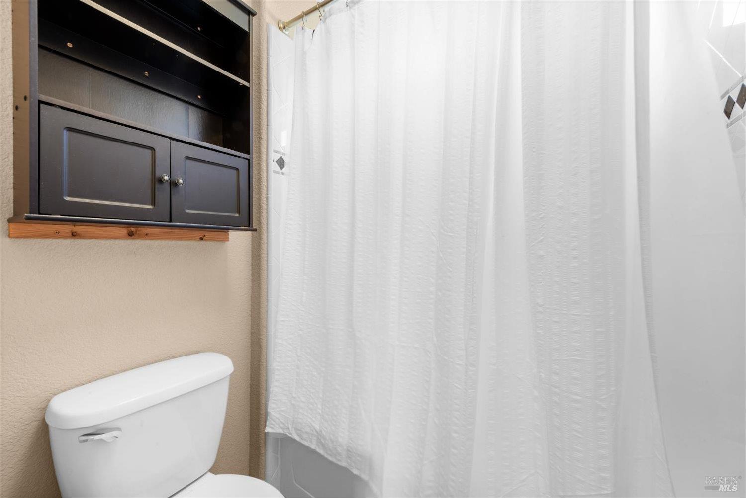 Detail Gallery Image 38 of 67 For 424 Cache Ct, Vacaville,  CA 95688 - 4 Beds | 3 Baths