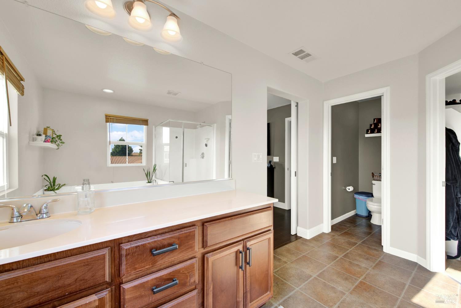 Detail Gallery Image 51 of 73 For 248 via Del Sol Unkn, Vacaville,  CA 95687 - 4 Beds | 3 Baths