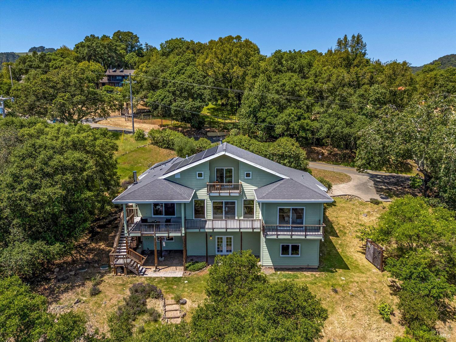 Detail Gallery Image 45 of 60 For 18782 Deer Park Dr, Sonoma,  CA 95476 - 3 Beds | 2/1 Baths