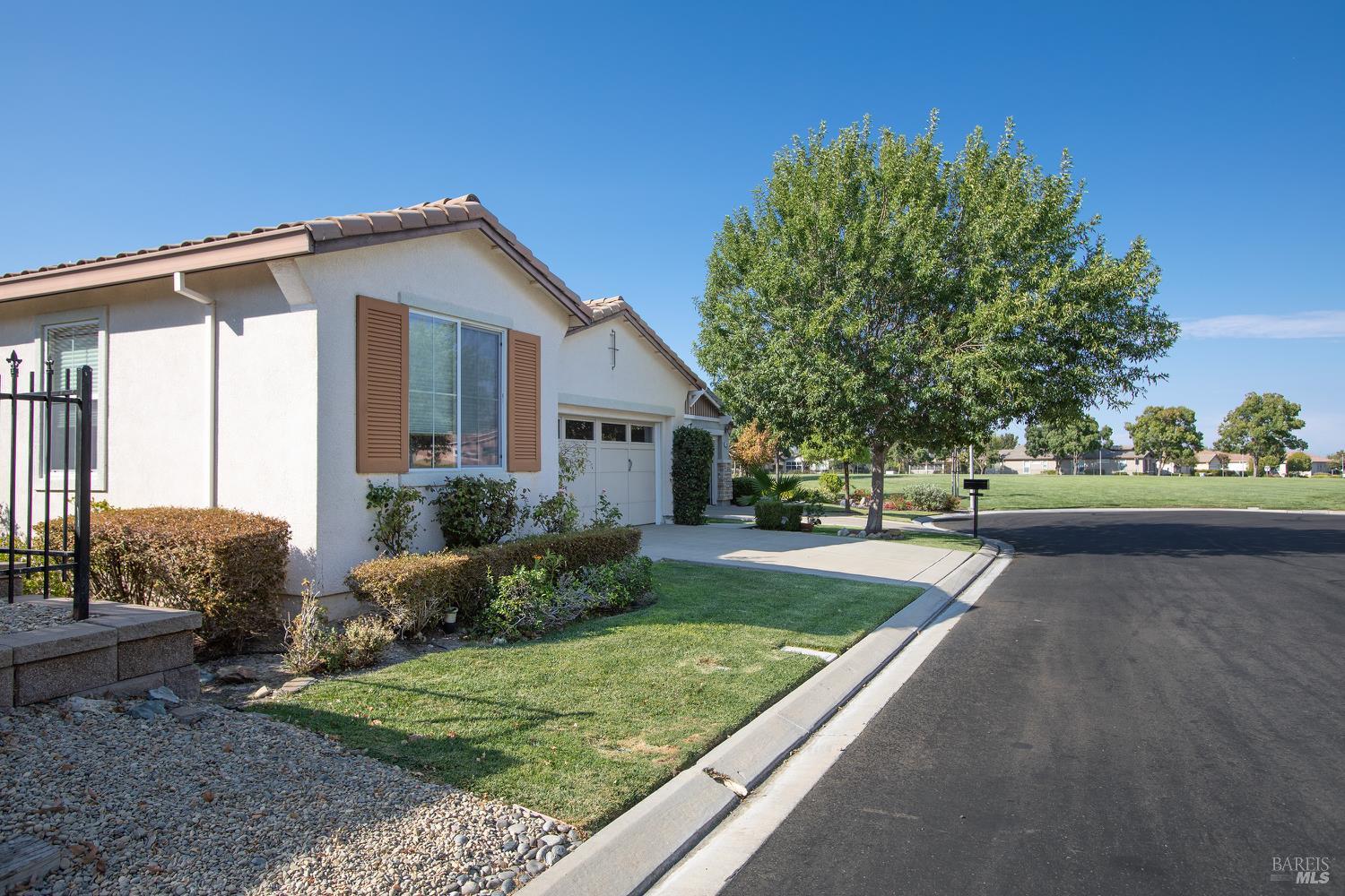 Detail Gallery Image 4 of 40 For 301 Fairbanks Dr, Rio Vista,  CA 94571 - 2 Beds | 2 Baths