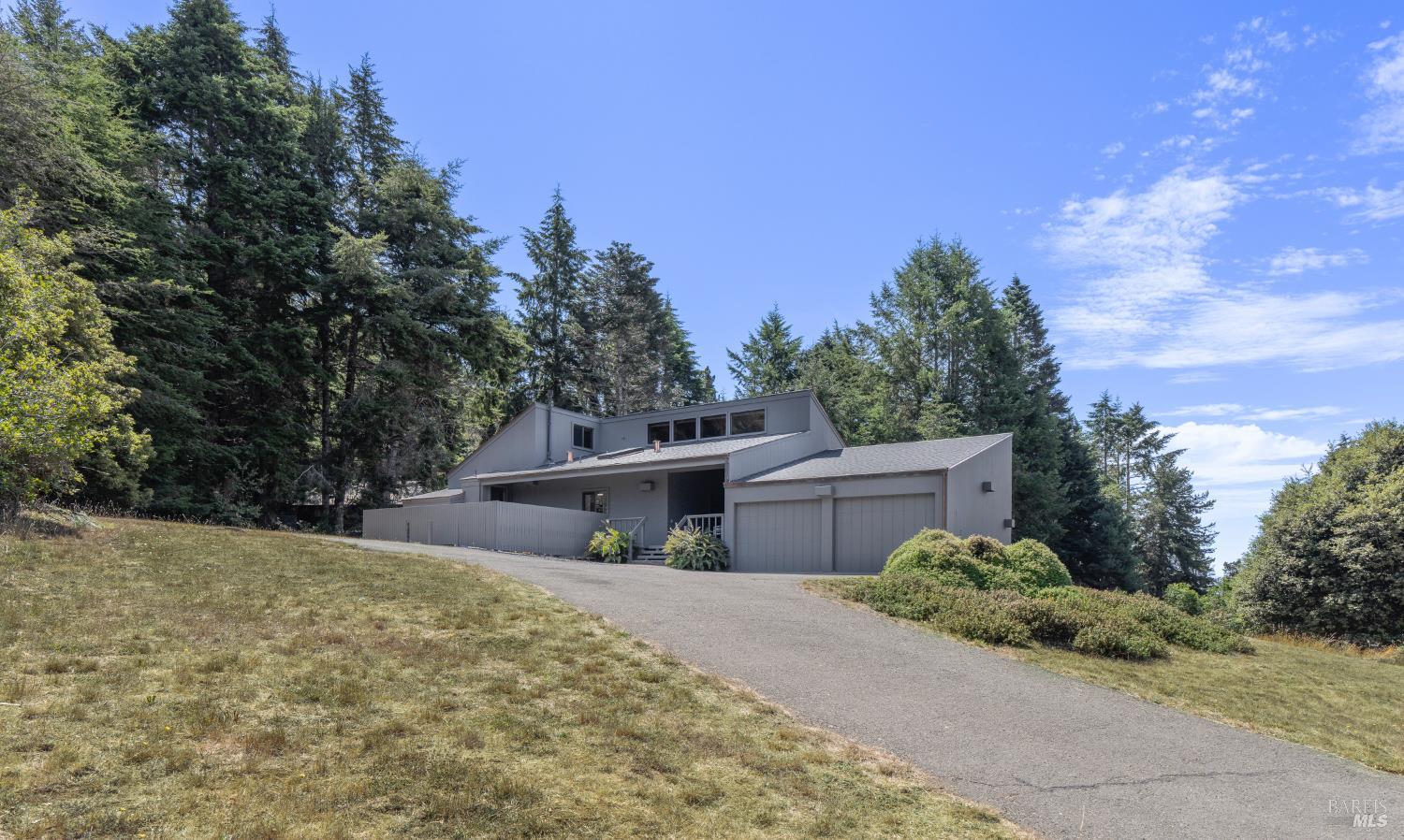 Detail Gallery Image 1 of 48 For 35330 Fly Cloud Rd, The Sea Ranch,  CA 95497 - 1 Beds | 2 Baths