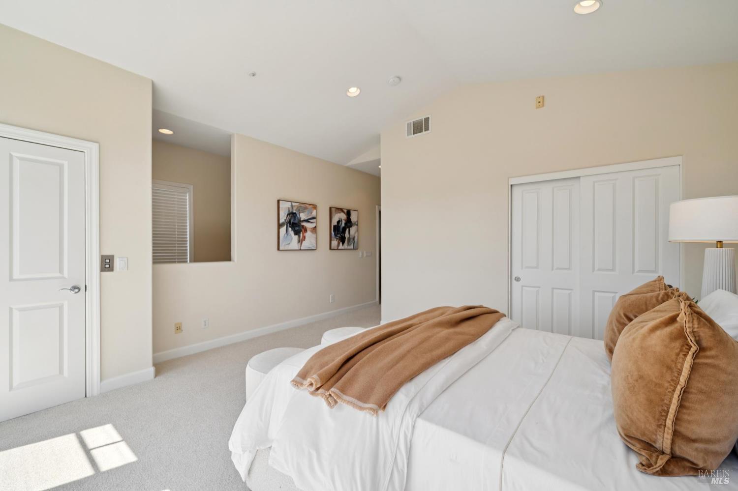 Detail Gallery Image 37 of 69 For 82 Neds Way, Tiburon,  CA 94920 - 3 Beds | 3 Baths