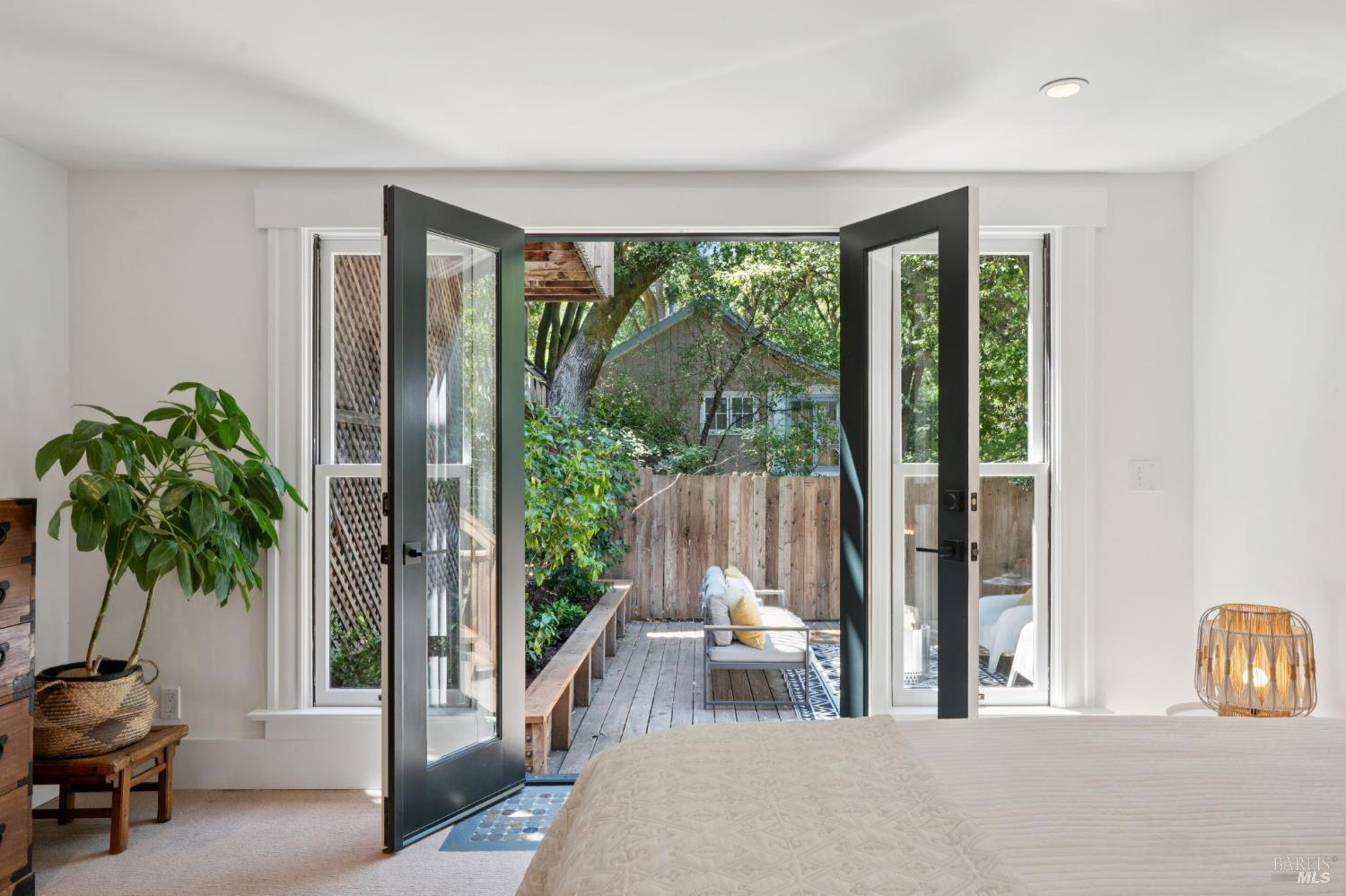 Detail Gallery Image 53 of 73 For 74 Redwood Rd, San Anselmo,  CA 94960 - 4 Beds | 3 Baths
