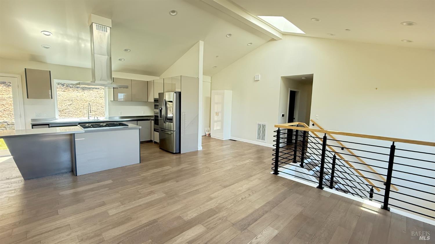 Detail Gallery Image 9 of 23 For 221 El Toyonal St, Orinda,  CA 94563 - 4 Beds | 3 Baths