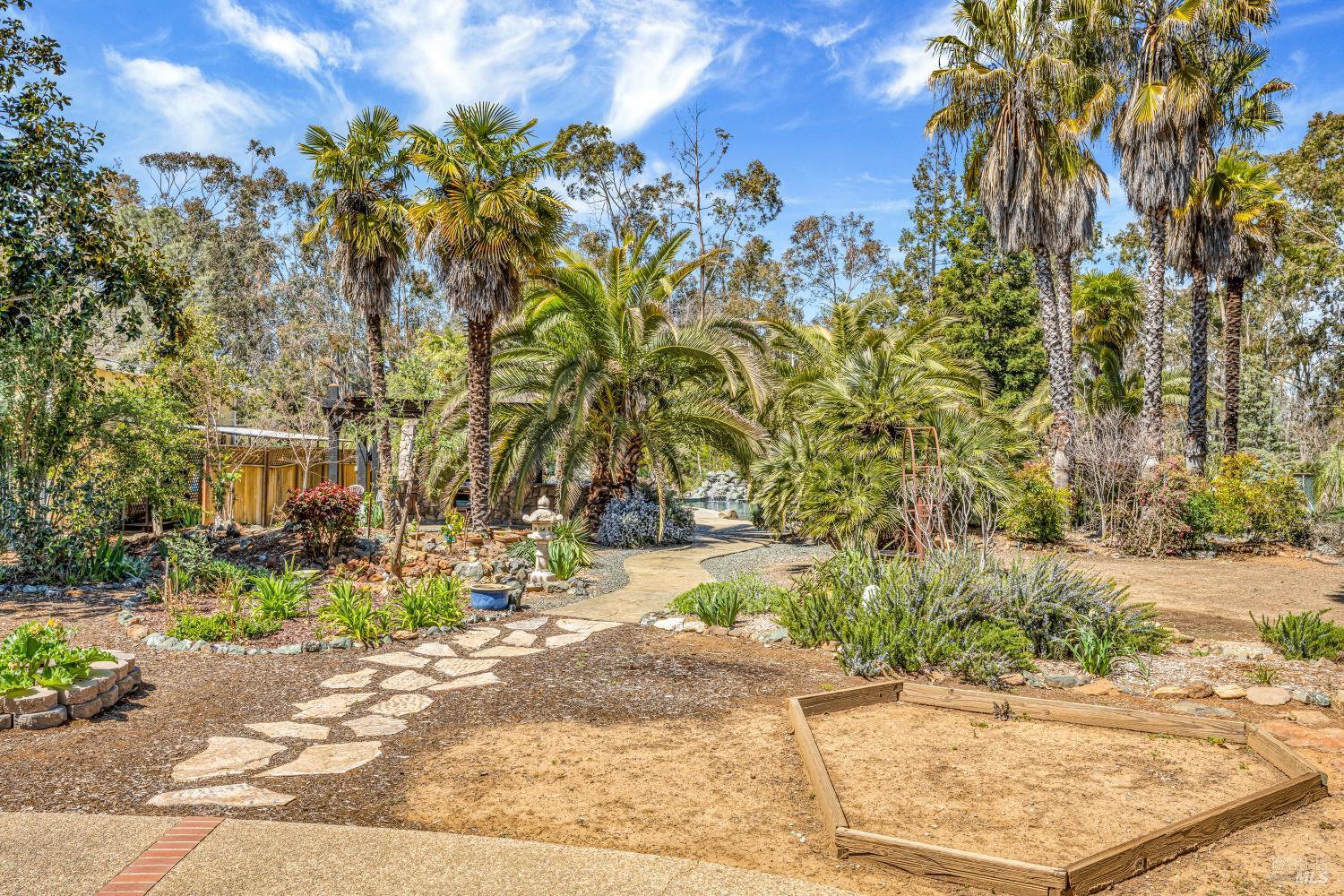 Detail Gallery Image 41 of 52 For 3125 Ranch Ct, Lakeport,  CA 95453 - 3 Beds | 2/1 Baths