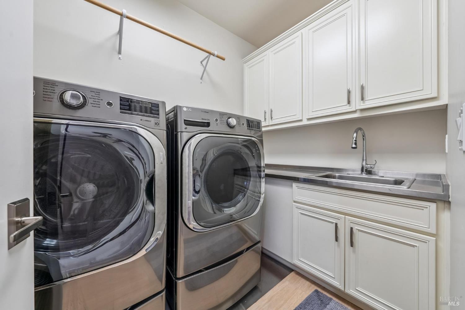 Detail Gallery Image 60 of 85 For 5320 Boulder Ridge Ct, Fairfield,  CA 94534 - 6 Beds | 5 Baths