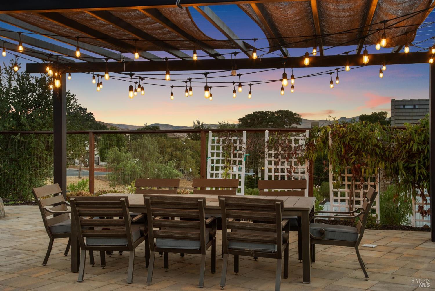 Detail Gallery Image 74 of 85 For 5320 Boulder Ridge Ct, Fairfield,  CA 94534 - 6 Beds | 5 Baths