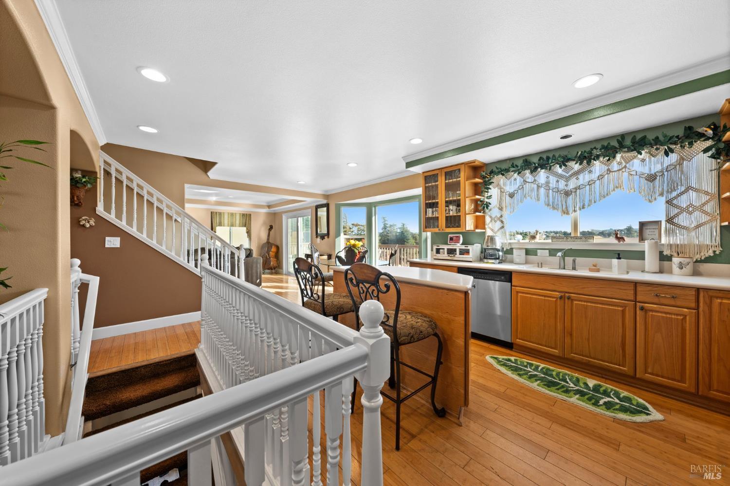 Detail Gallery Image 32 of 66 For 147 Acacia Way, Vallejo,  CA 94591 - 4 Beds | 2/1 Baths