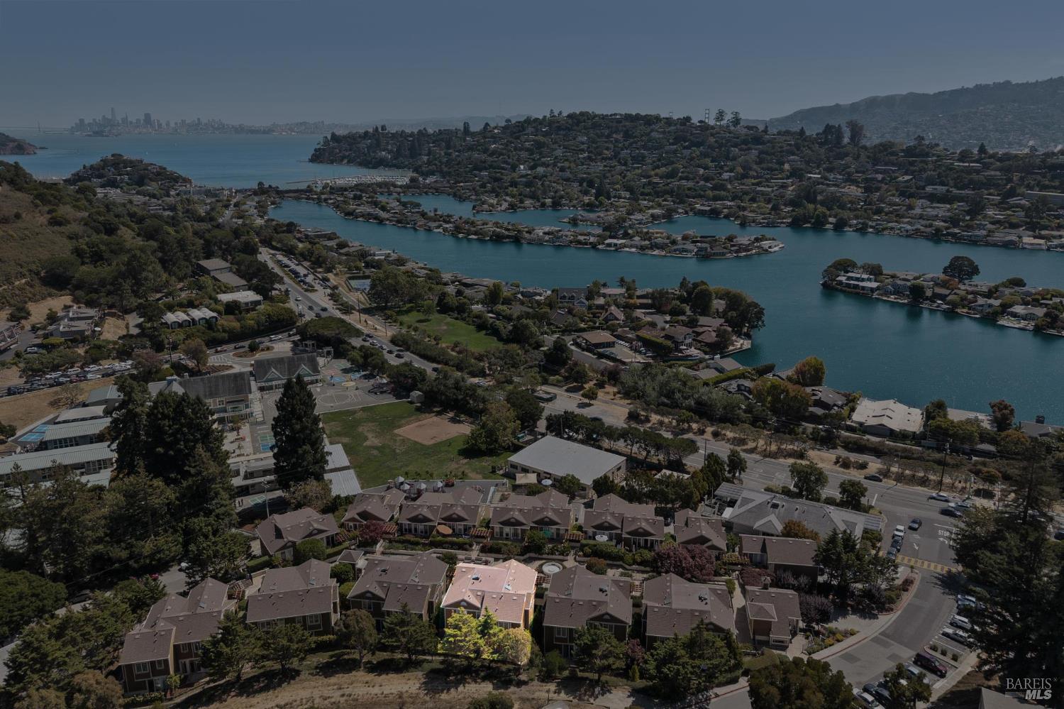 Detail Gallery Image 55 of 69 For 82 Neds Way, Tiburon,  CA 94920 - 3 Beds | 3 Baths