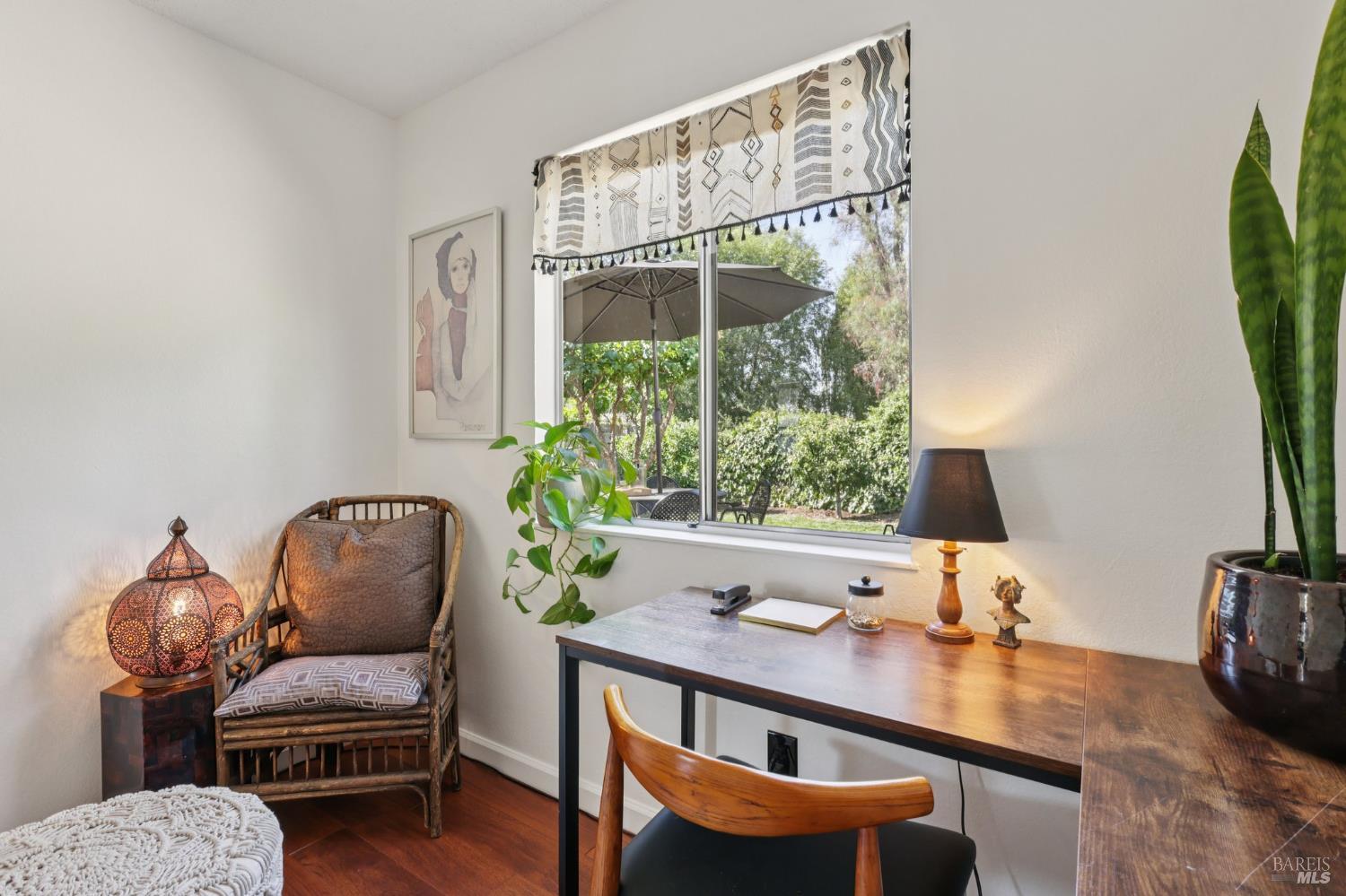 Detail Gallery Image 25 of 41 For 1364 Garmont Ct, Rohnert Park,  CA 94928 - 3 Beds | 2 Baths