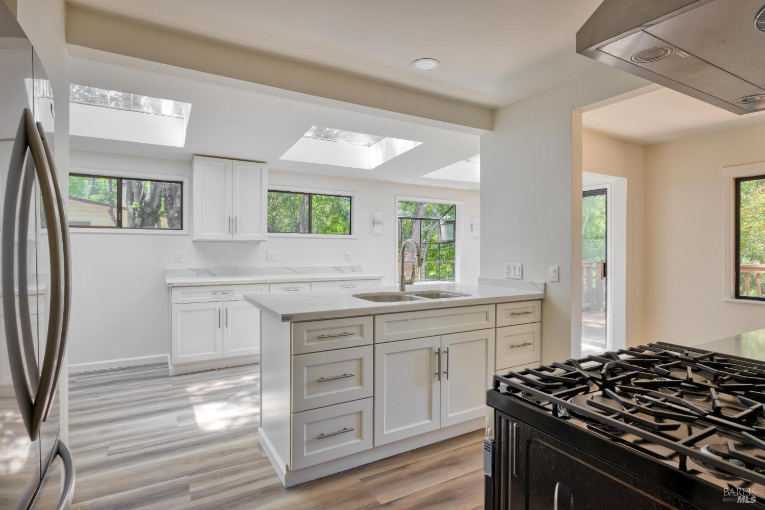 Detail Gallery Image 15 of 27 For 14430 Western Ave, Guerneville,  CA 95446 - 2 Beds | 1 Baths