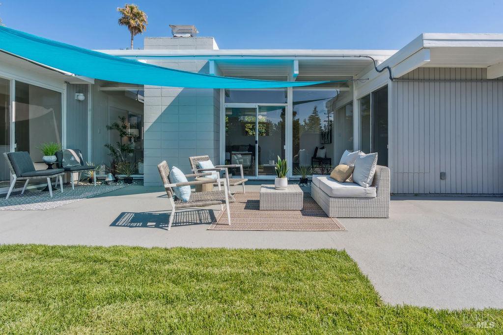 Detail Gallery Image 27 of 35 For 1081 Las Raposas Rd, San Rafael,  CA 94903 - 3 Beds | 2 Baths