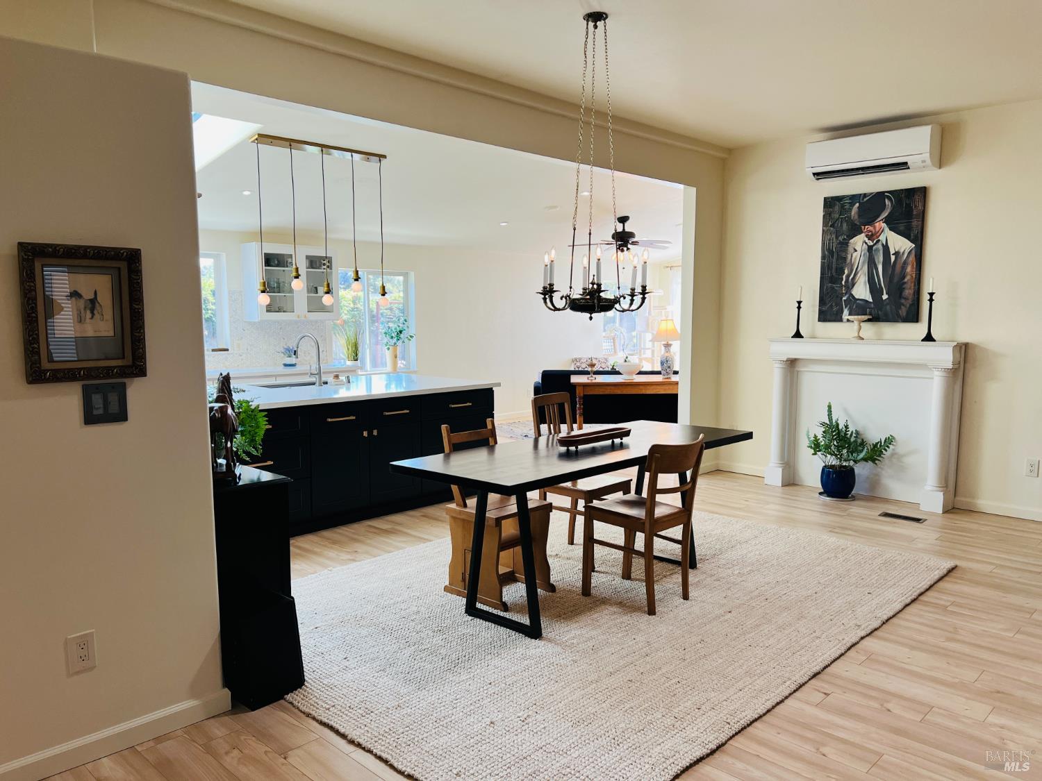 Detail Gallery Image 12 of 57 For 94 Leisure Park Cir, Santa Rosa,  CA 95401 - 3 Beds | 2 Baths