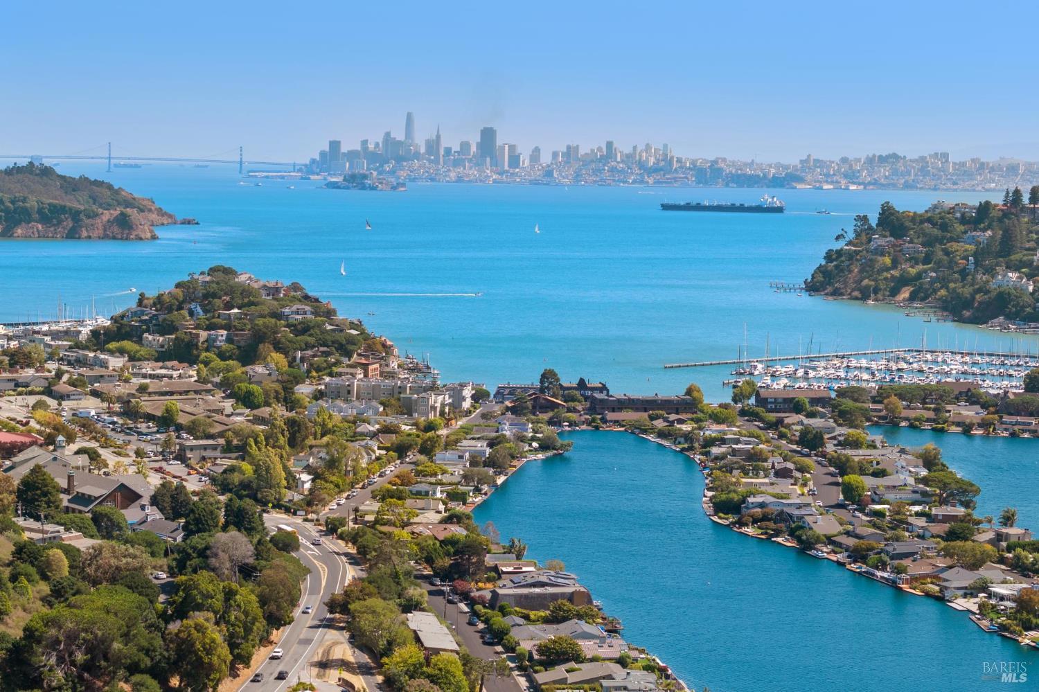 Detail Gallery Image 63 of 69 For 82 Neds Way, Tiburon,  CA 94920 - 3 Beds | 3 Baths
