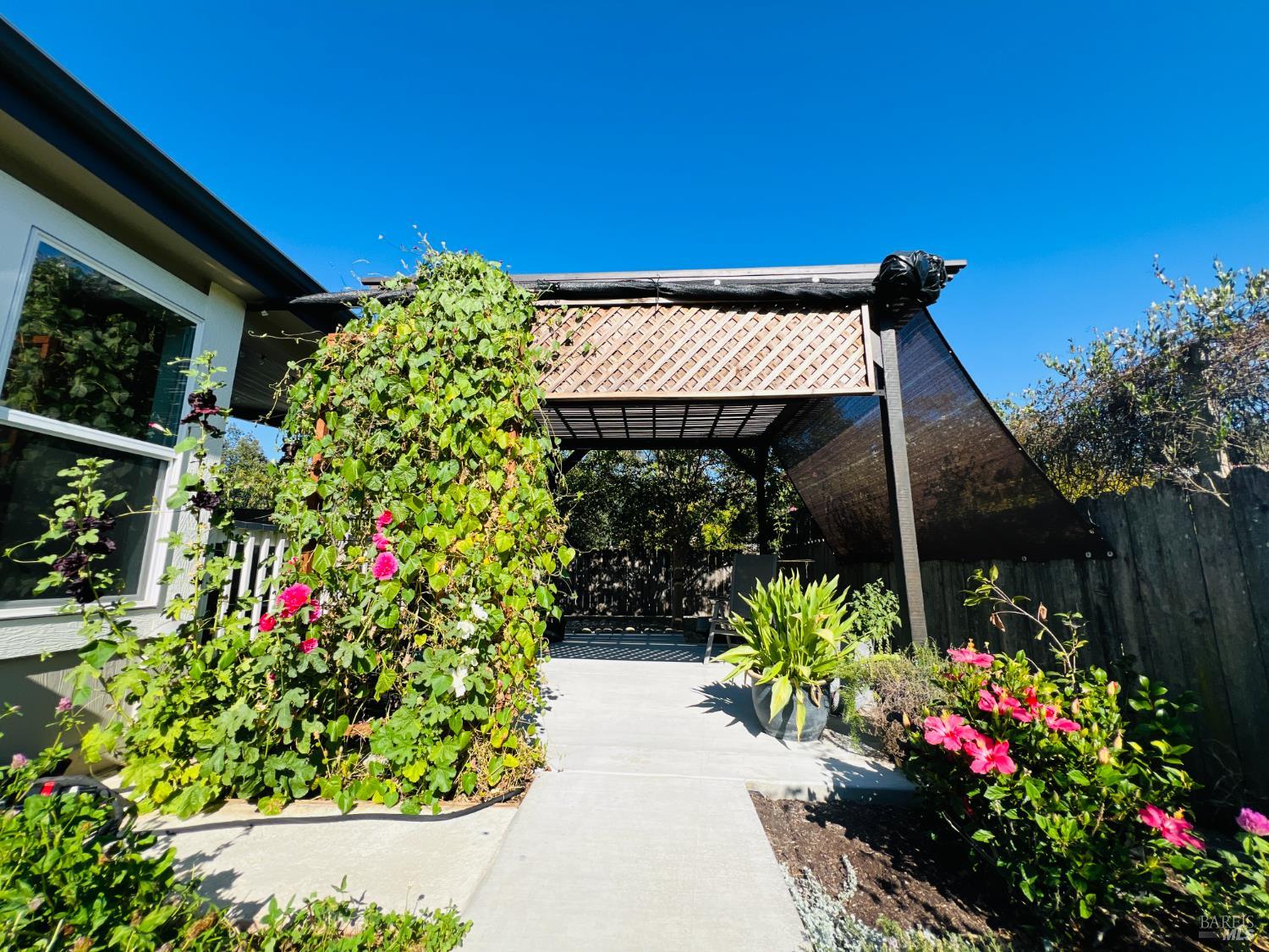 Detail Gallery Image 51 of 57 For 94 Leisure Park Cir, Santa Rosa,  CA 95401 - 3 Beds | 2 Baths