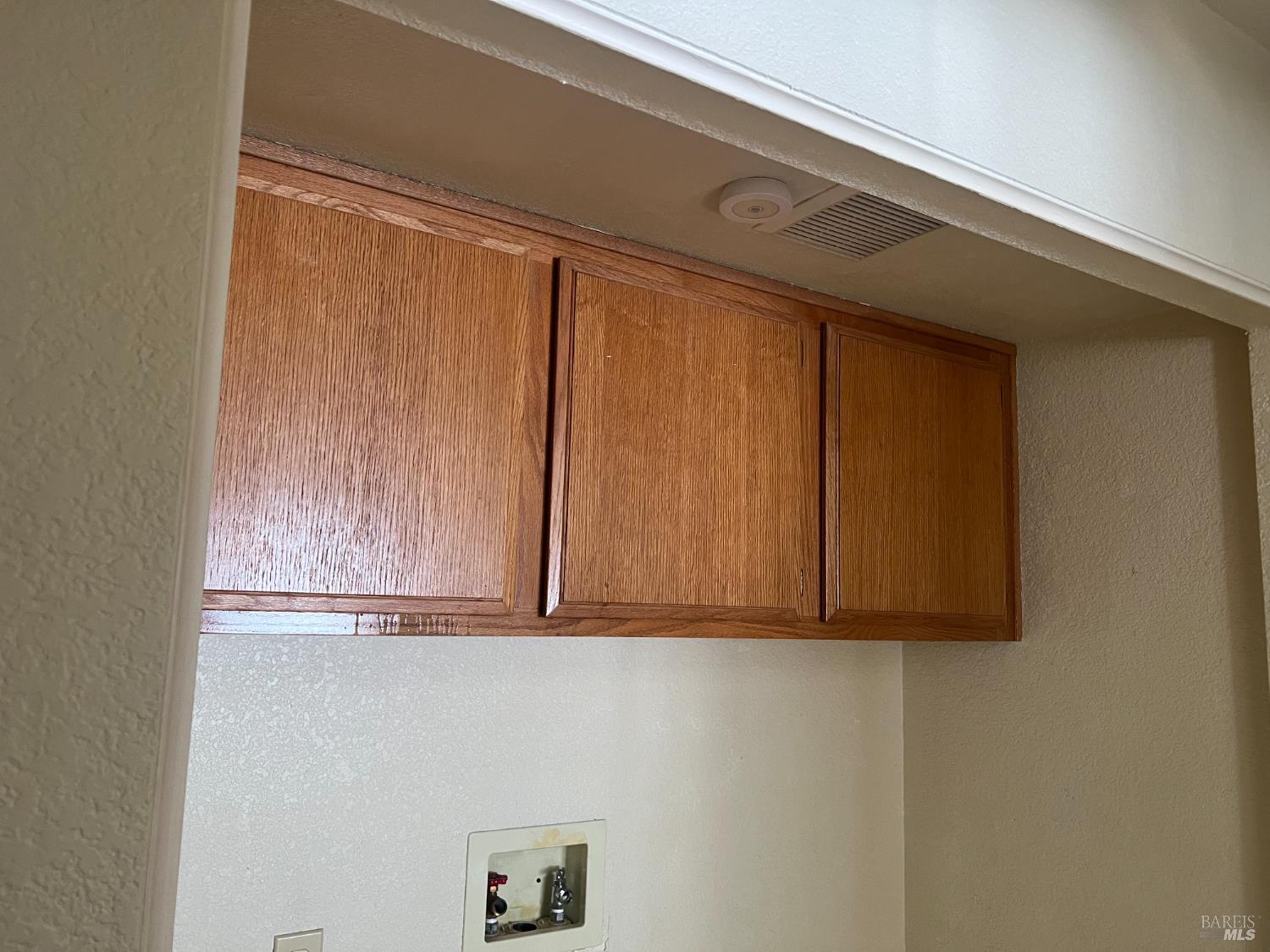 Detail Gallery Image 14 of 52 For 406 Stoneybrook Ln, Vacaville,  CA 95687 - 3 Beds | 2 Baths