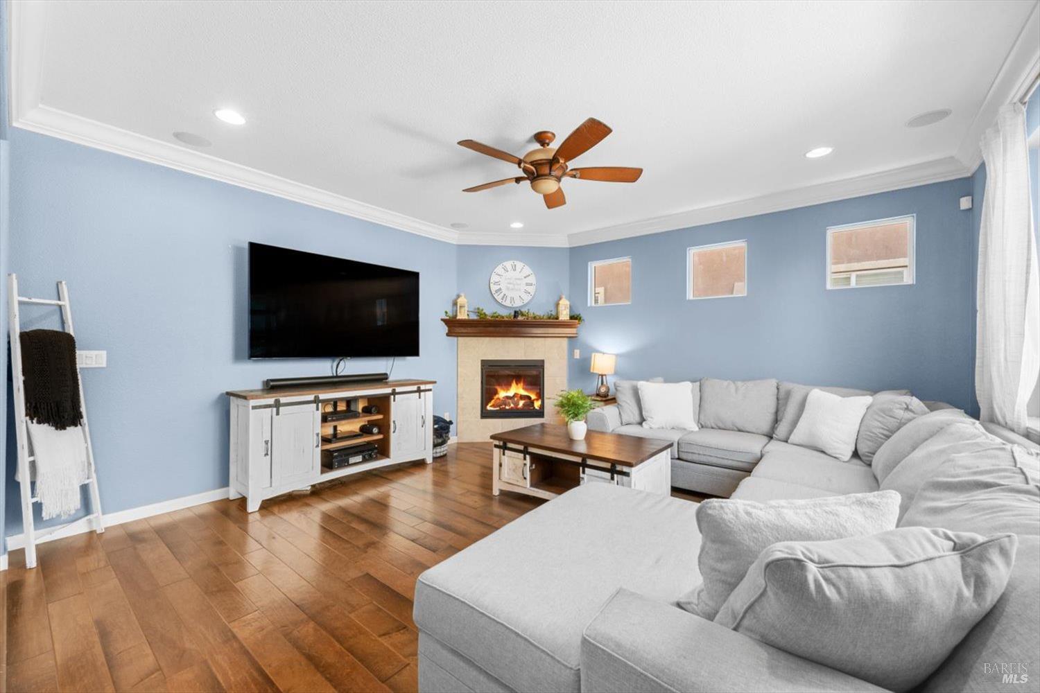 Detail Gallery Image 24 of 67 For 424 Cache Ct, Vacaville,  CA 95688 - 4 Beds | 3 Baths
