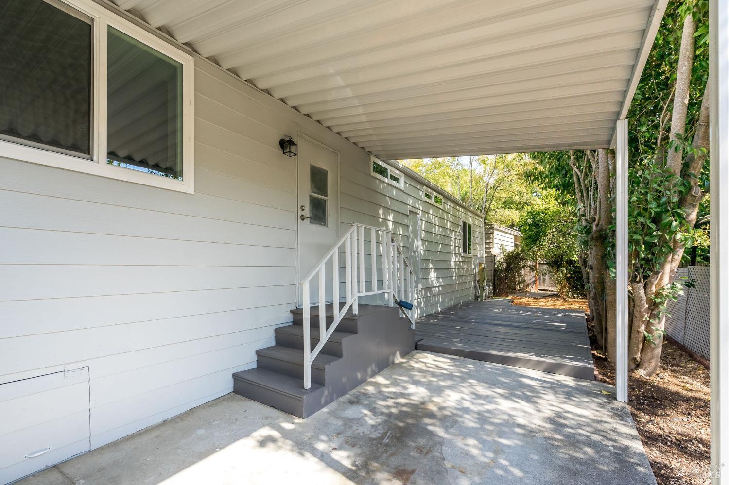 Detail Gallery Image 9 of 32 For 188 Rancho Verde Cir, Rohnert Park,  CA 94928 - 3 Beds | 2 Baths