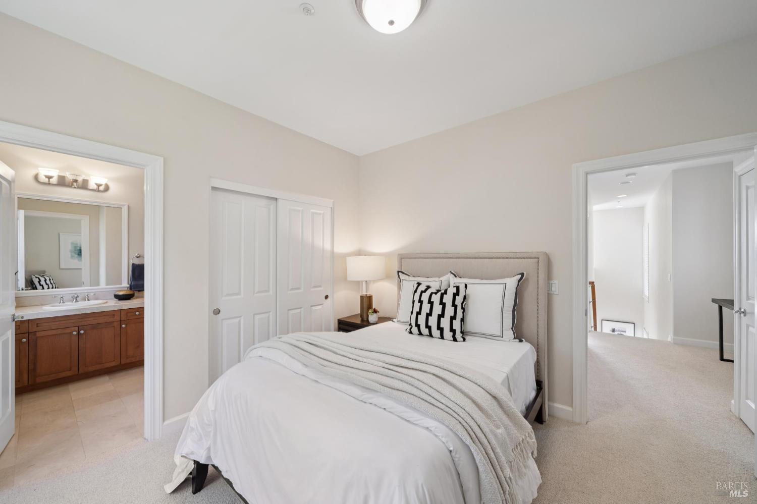 Detail Gallery Image 49 of 69 For 82 Neds Way, Tiburon,  CA 94920 - 3 Beds | 3 Baths