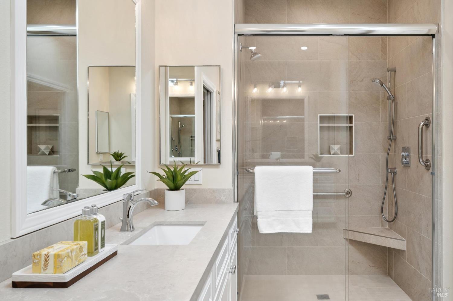 Detail Gallery Image 45 of 69 For 82 Neds Way, Tiburon,  CA 94920 - 3 Beds | 3 Baths