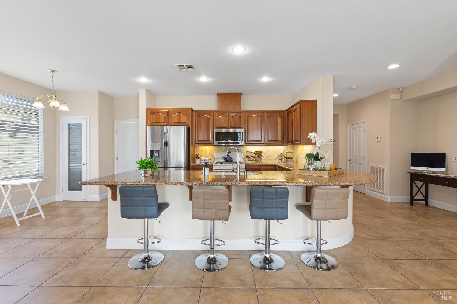 Detail Gallery Image 16 of 40 For 301 Fairbanks Dr, Rio Vista,  CA 94571 - 2 Beds | 2 Baths