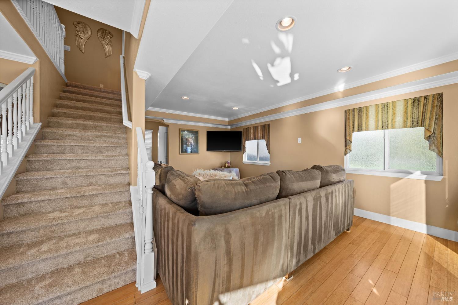 Detail Gallery Image 15 of 66 For 147 Acacia Way, Vallejo,  CA 94591 - 4 Beds | 2/1 Baths