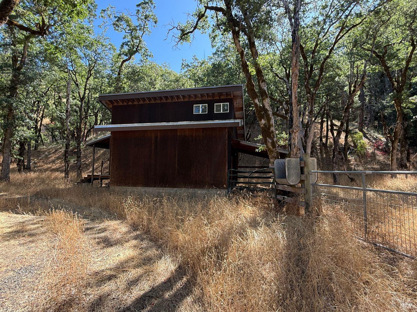 Detail Gallery Image 4 of 19 For 19401 Tomki Rd, Redwood Valley,  CA 95470 - – Beds | – Baths