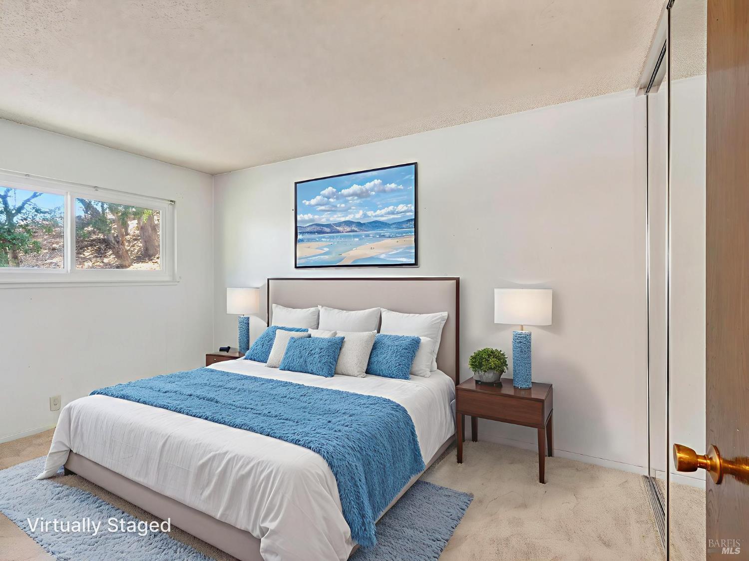 Detail Gallery Image 5 of 25 For 1411 Casa Buena Dr #14,  Corte Madera,  CA 94925 - 3 Beds | 1/1 Baths
