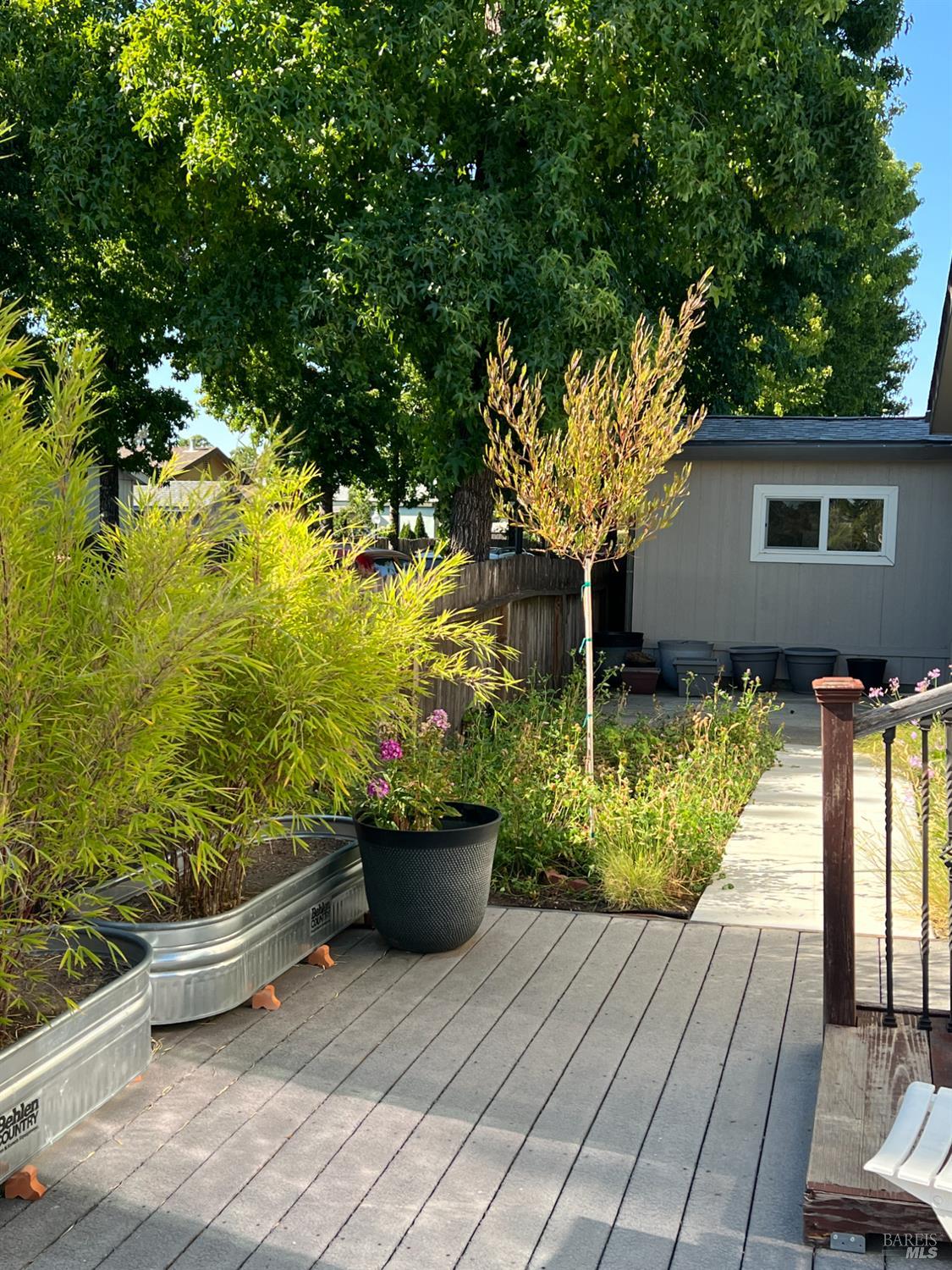 Detail Gallery Image 55 of 57 For 94 Leisure Park Cir, Santa Rosa,  CA 95401 - 3 Beds | 2 Baths