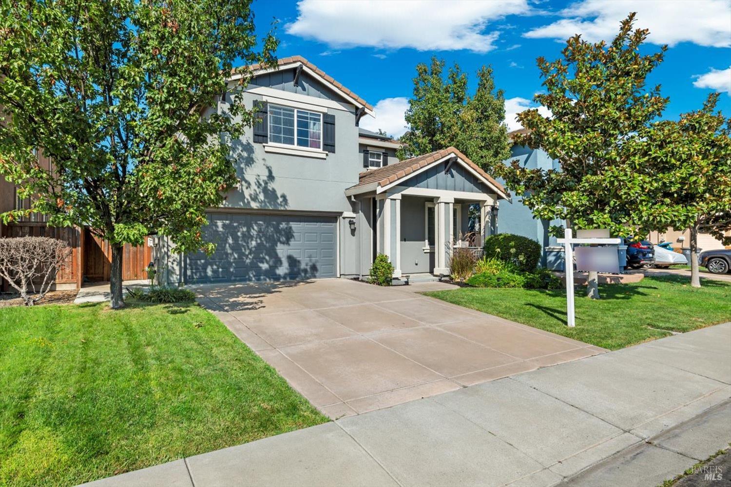 Detail Gallery Image 3 of 67 For 424 Cache Ct, Vacaville,  CA 95688 - 4 Beds | 3 Baths