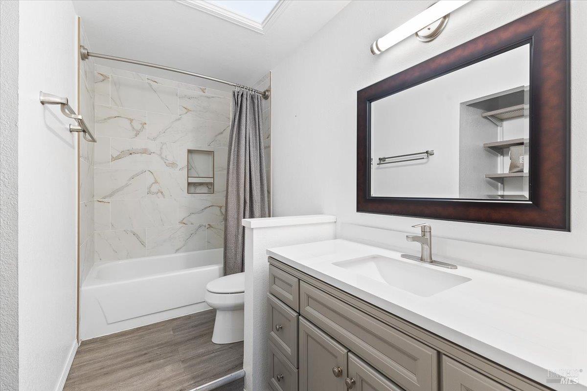 Detail Gallery Image 29 of 39 For 859 Green Way, Santa Rosa,  CA 95404 - 3 Beds | 2 Baths