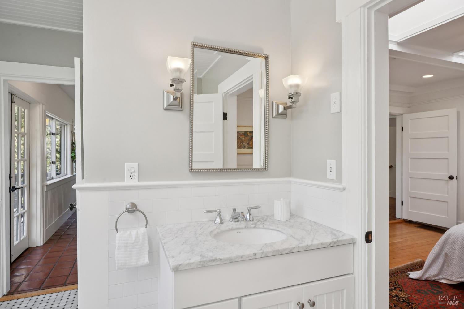 Detail Gallery Image 20 of 73 For 74 Redwood Rd, San Anselmo,  CA 94960 - 4 Beds | 3 Baths