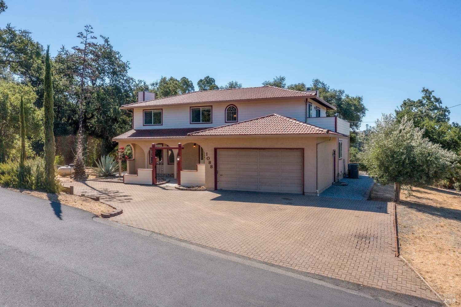 Detail Gallery Image 34 of 41 For 1088 Palomino Rd, Cloverdale,  CA 95425 - 5 Beds | 3 Baths