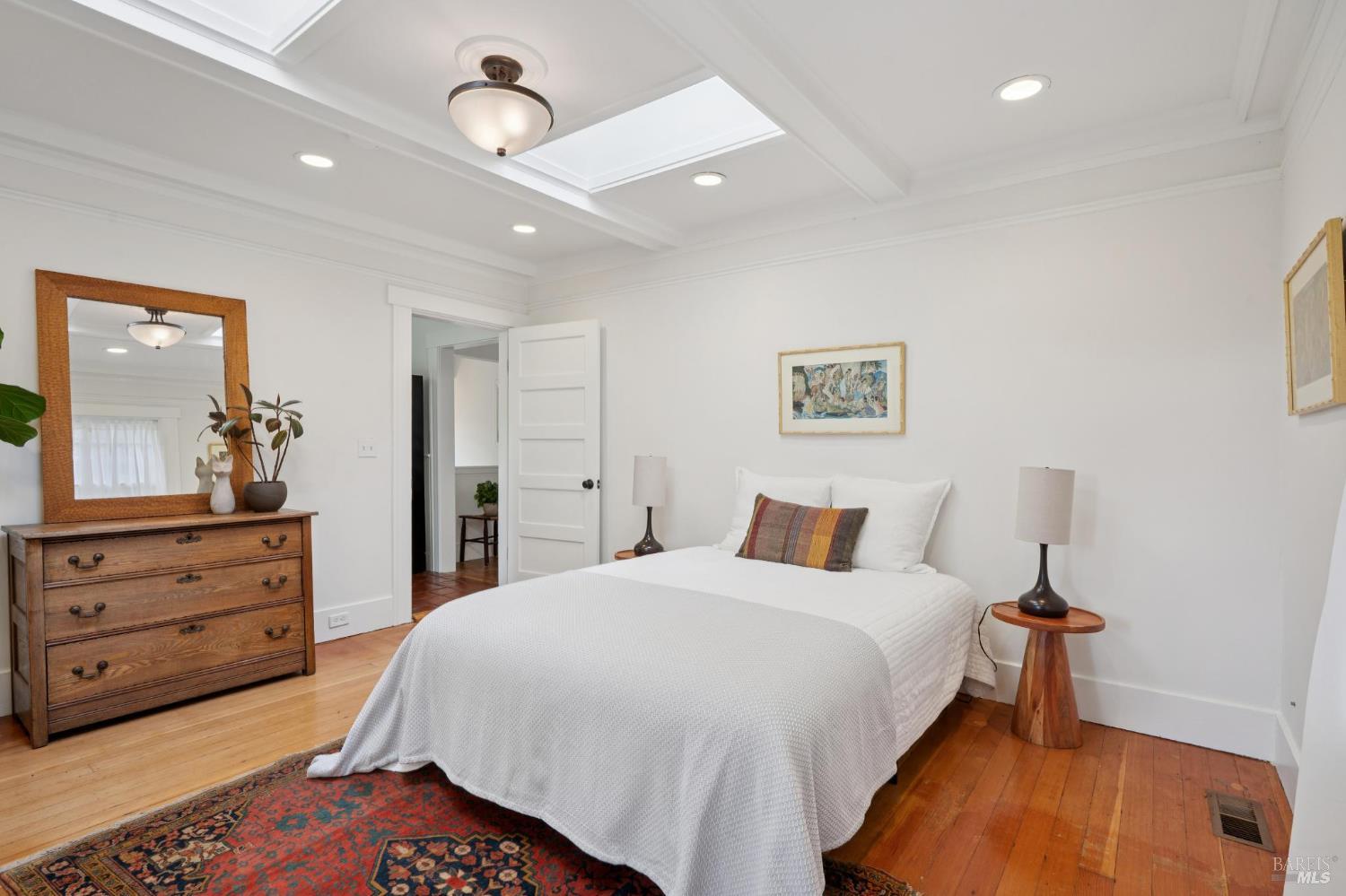 Detail Gallery Image 16 of 73 For 74 Redwood Rd, San Anselmo,  CA 94960 - 4 Beds | 3 Baths