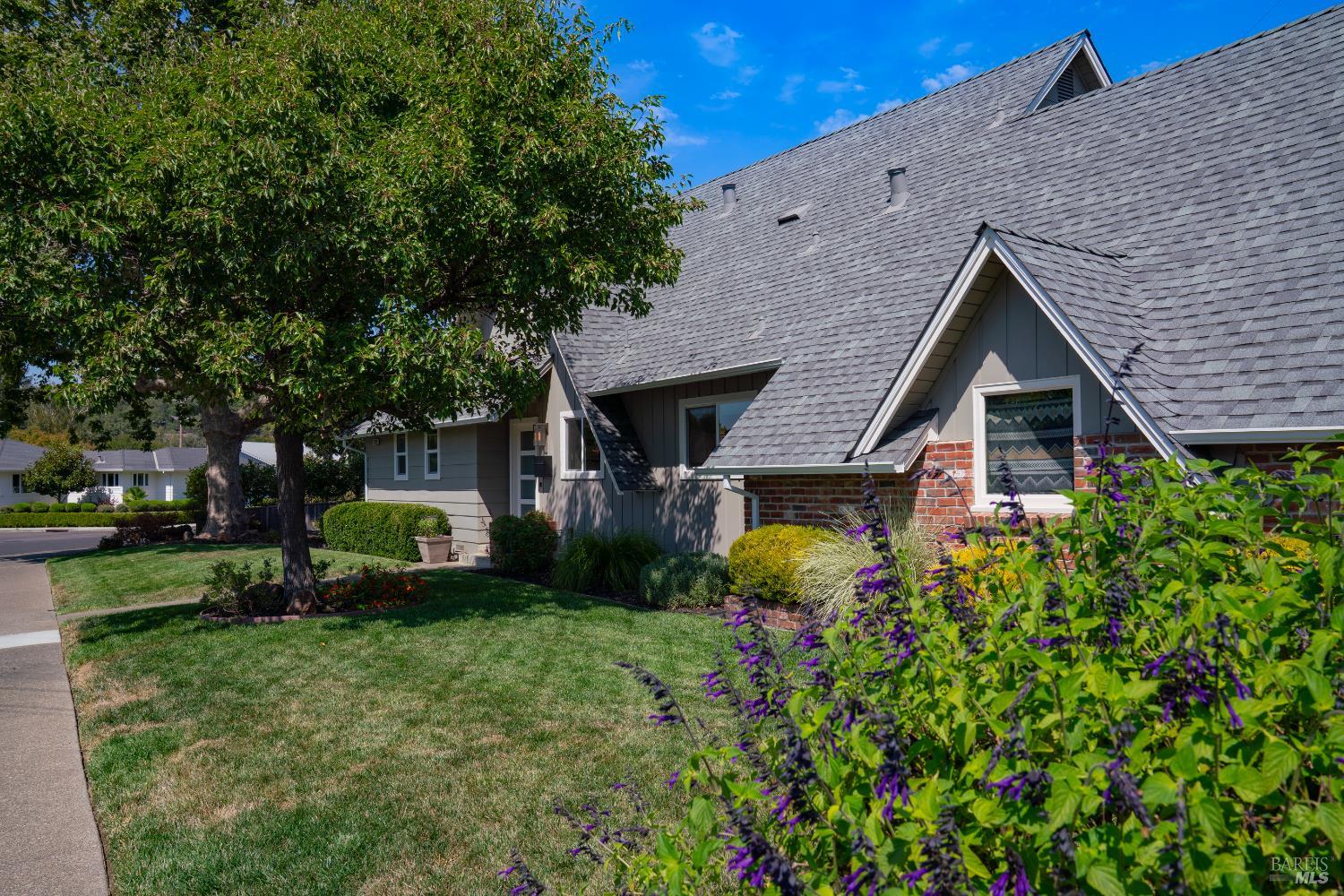 Detail Gallery Image 26 of 32 For 1929 Eleanor Dr, Santa Rosa,  CA 95404 - 3 Beds | 2/1 Baths