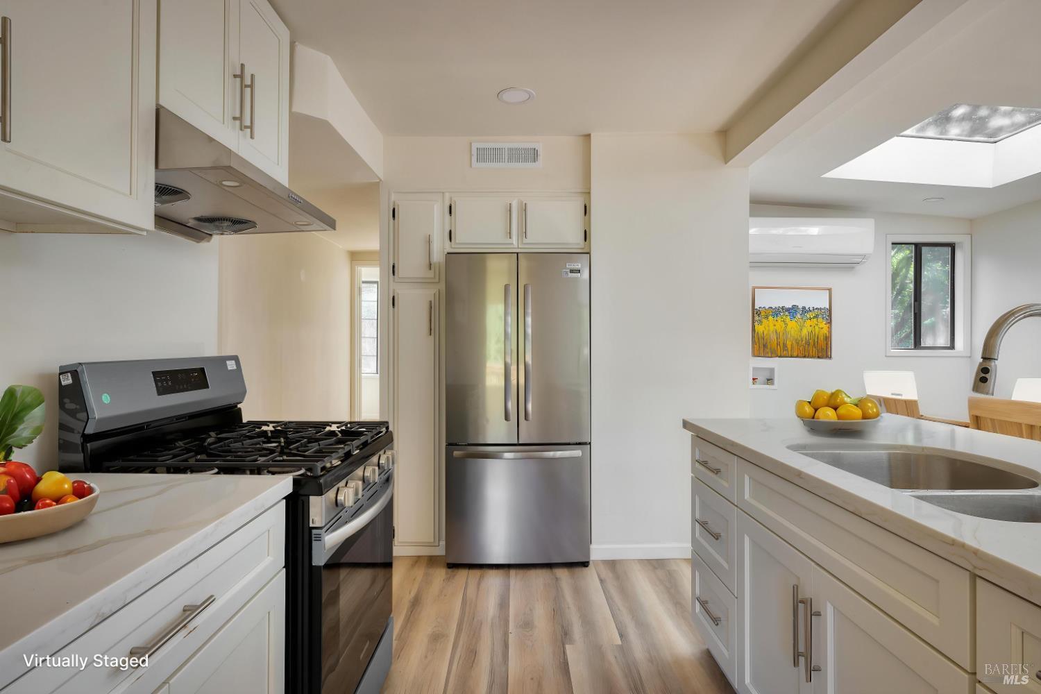 Detail Gallery Image 7 of 27 For 14430 Western Ave, Guerneville,  CA 95446 - 2 Beds | 1 Baths
